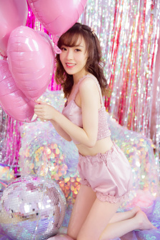 超级YIN荡的高中女学生H